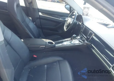 2013 Porsche Panamera 4 из США, поврежденный, VIN WP0AA2A79DL015495